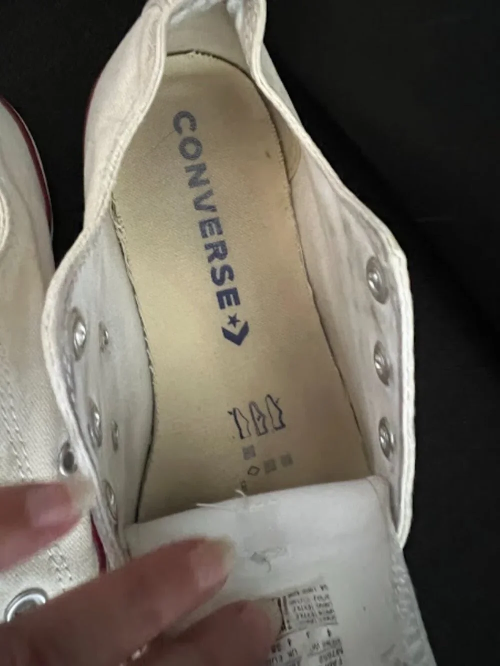 Converse Chuck Taylor All Star Low Top Athletic Shoes Size Men 4 Women 6